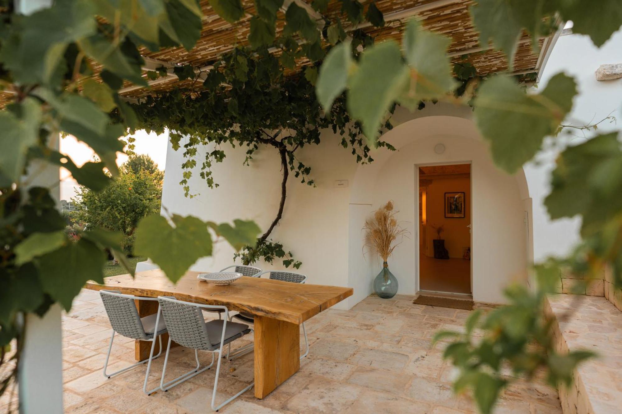 Bed and Breakfast Essenza Relais Contemporaneo Cisternino Exterior foto