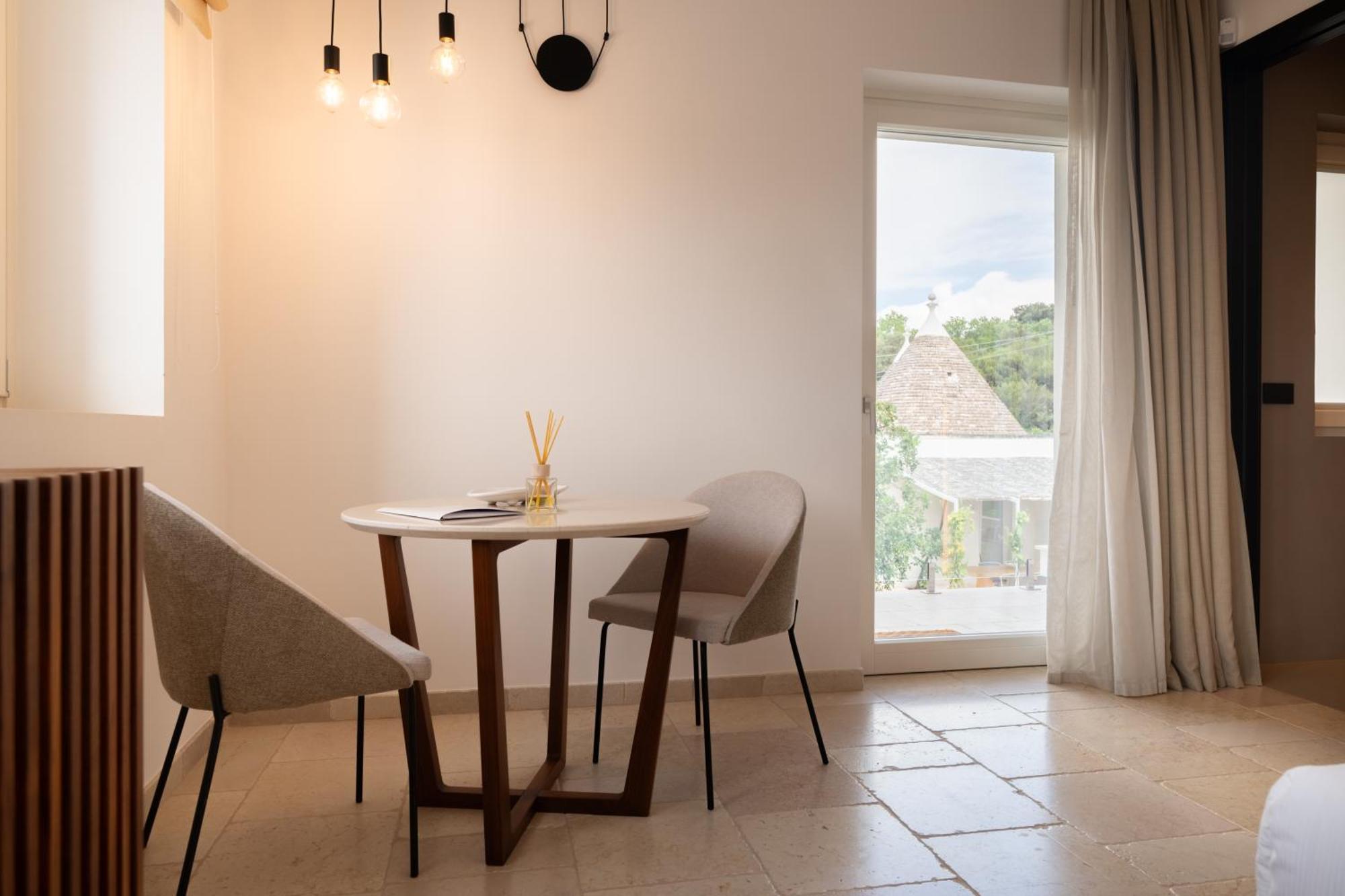 Bed and Breakfast Essenza Relais Contemporaneo Cisternino Exterior foto