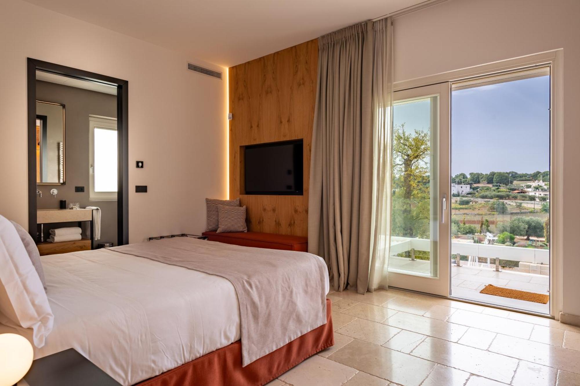 Bed and Breakfast Essenza Relais Contemporaneo Cisternino Exterior foto